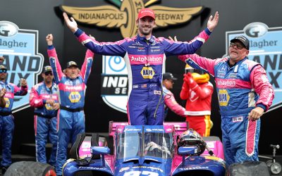IndyCar – Rossi spezza il sortilegio ad Indianapolis. Power, terzo, sale in cattedra